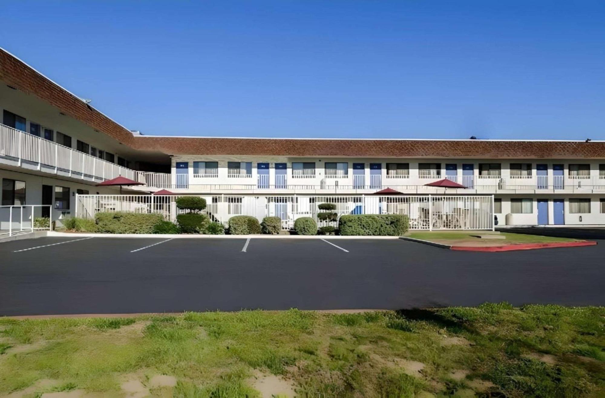 Park Inn By Radisson, Turlock Exterior foto